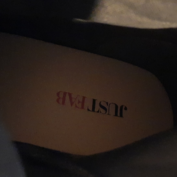 Just Fab Brystol Boots - Picture 3 of 4